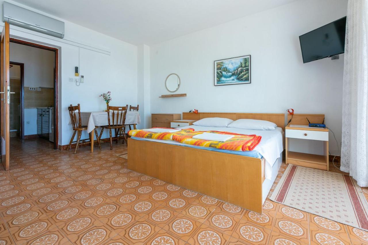 Apartments Laura Dramalj Εξωτερικό φωτογραφία